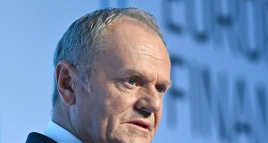 "Strategiczny błąd". Tusk komentuje spór z Ukrainą 