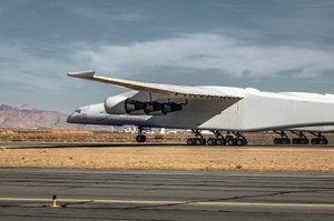 Stratolaunch - największy samolot świata