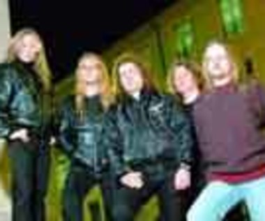 Stratovarius: Wokalistka zamiast wokalisty?