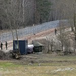 Straż graniczna: Służby białoruskie niszczą maszyny na budowie zapory