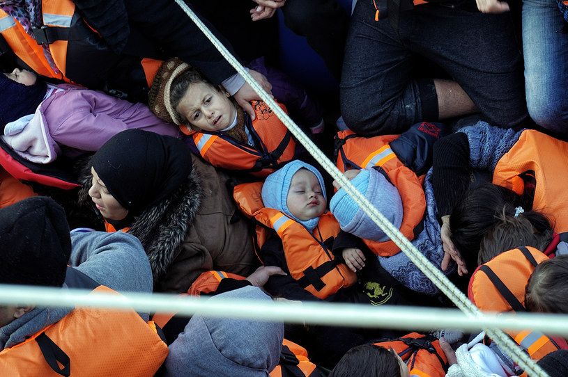 Straż Przybrzeżna przyszła z pomocą 1300 migrantom /AFP /AFP