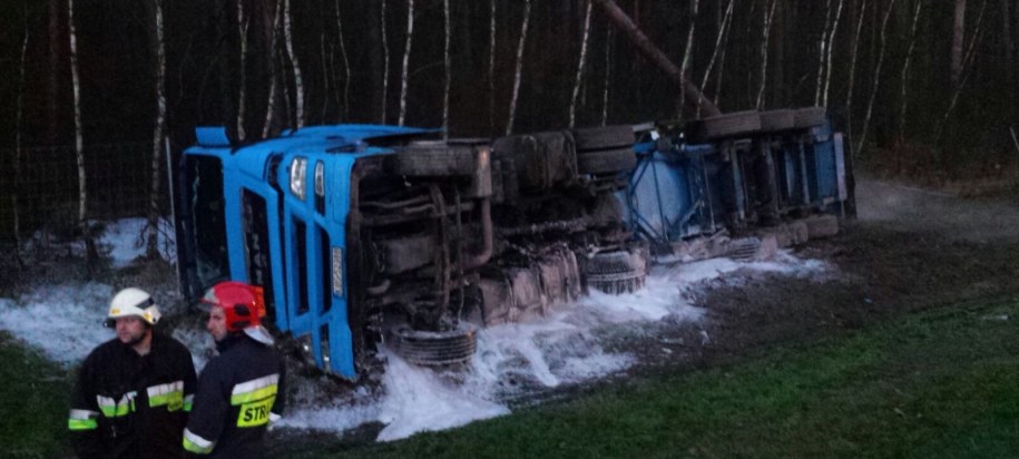 Strażacy na miejscu wypadku /Mariusz Materlik /Gorąca Linia RMF FM