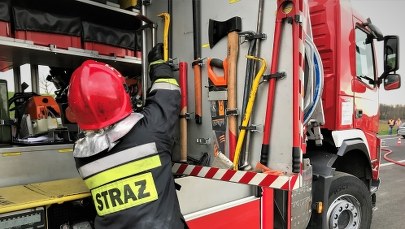 Strażacy ruszą do akcji w żółtych strojach. "Czerpanie z doświadczeń innych państw"
