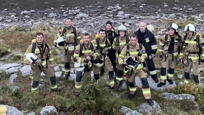 Strażacy weszli na Rysy w pełnym ekwipunku. Cel był szczytny