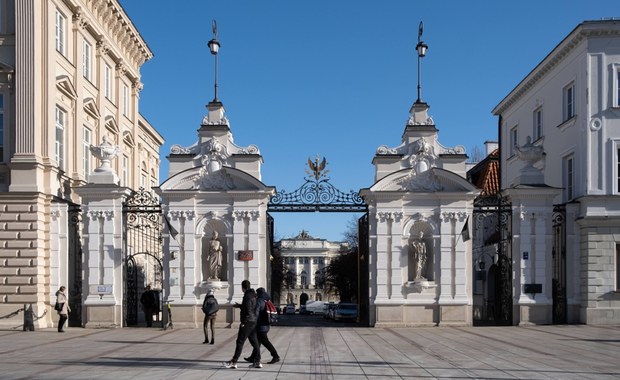 Strażnicy uzbrojeni w narzędzia do samoobrony? Nowy plan dla bezpieczeństwa uczelni