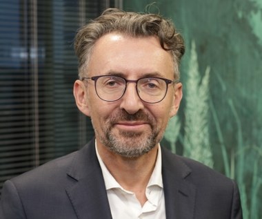 "Strażnik konstytucji podpisał niekonstytucyjną ustawę". Prof. Chmaj o tzw. lex Tusk