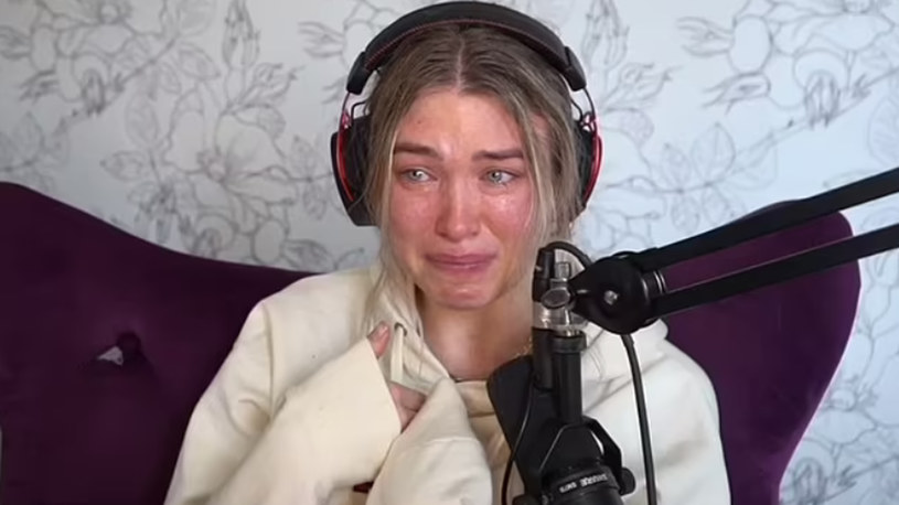Streamerka QTCinderella popłakała się w reakcji na filmy, w których wykorzystano jej wizerunek /Twitch/QTCinderella /