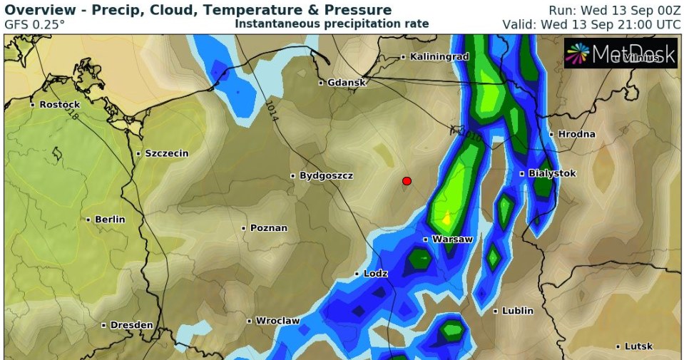 Strefa burz przesuwa się na wschód. Burze z gradem mogą trwać do wieczora, a miejscami nawet w nocy /wxcharts /