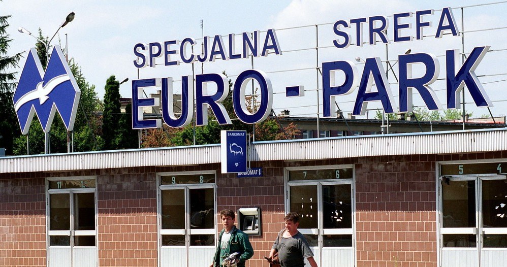 Strefa Dworzysko ma zostać wkrótce włączona do Specjalnej Strefy Ekonomicznej Euro-Park Mielec /Marcin Rutkiewicz /Reporter