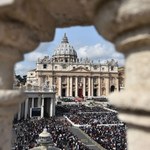 Strefa euro: Watykan zapowiada nową politykę inwestycyjną od września