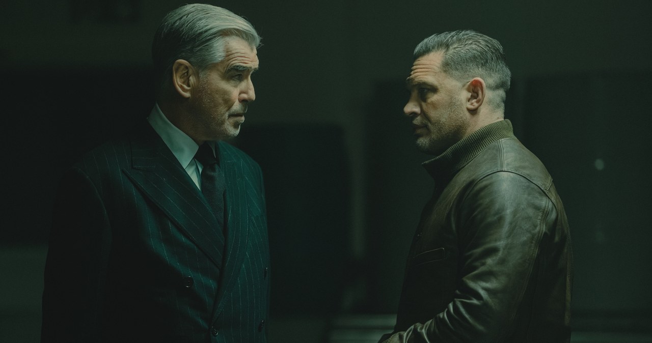 "Strefa gangsterów": Pierce Brosnan i Tom Hardy /SkyShowtime