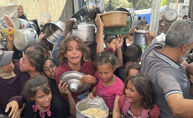 ​Strefa Gazy - strefą śmierci. Posiłek kosztuje 1500 zł. Amputacje u dzieci odbywają się bez znieczulenia