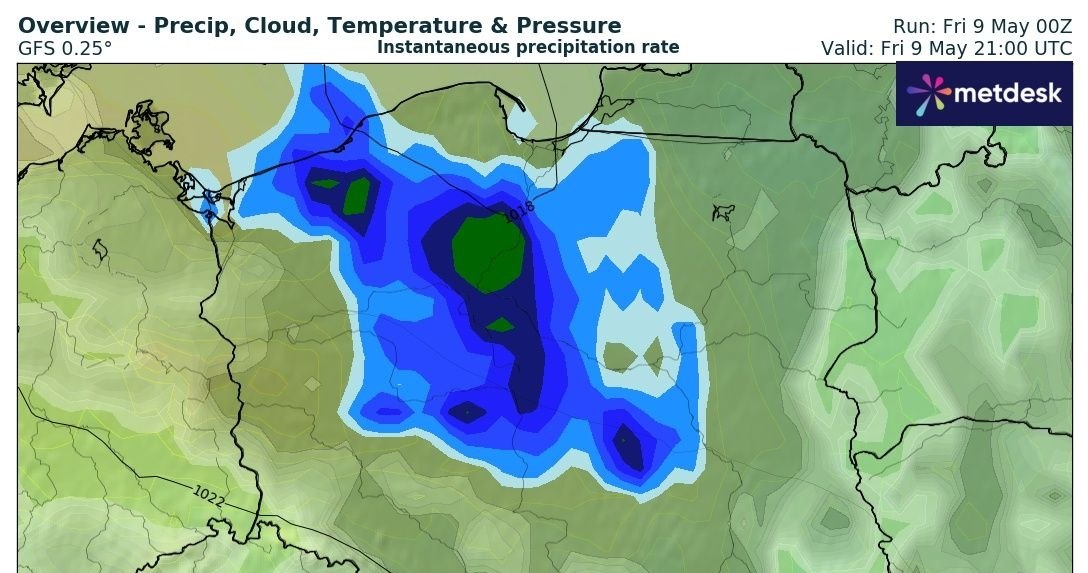 Strefa opadów deszczu będzie się stopniowo przesuwać z północy ku centrum /wxcharts /