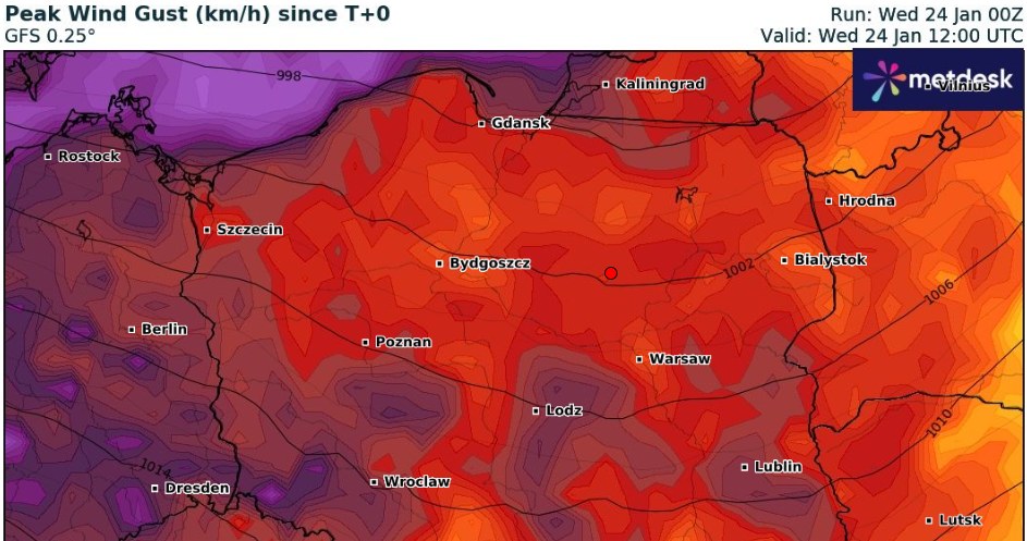 Strefa silnego wiatru obejmie dużą część kraju. Na Wybrzeżu może wiać w porywach do 110 km/h a w Sudetach do 160 km/h /wxcharts /
