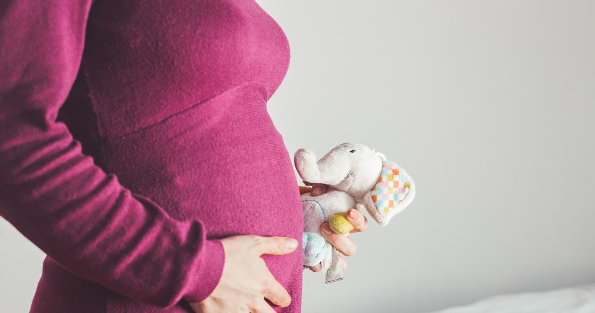 Stres, otyłość, nadciśnienie czy choroby tarczycy zwiększają ryzyko przedwczesnego porodu - wskazują lekarze /123RF/PICSEL