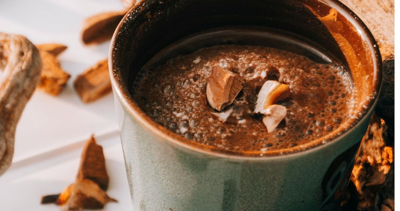 Stres, stany zapalne i spadki energii - brzmi znajomo? Dodaj do kawy, poczujesz różnicę. /Alina Vilchenko /Canva Pro