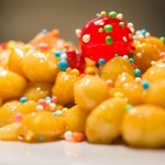 Struffoli - pyszny włoski deser idealny na świąteczny stół