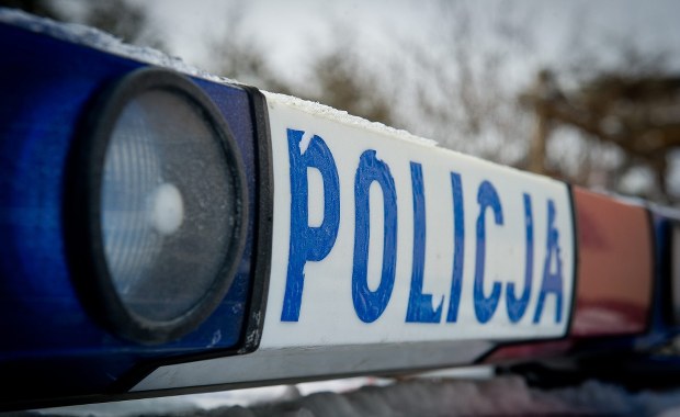 Strzały i staranowany radiowóz. Gdańscy policjanci poszukują kierowcy 