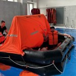 Strzelają, walczą, uczą się pierwszej pomocy. Chętni szkolą się z wojskiem