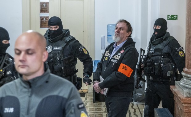 Strzelał do premiera Słowacji. Jest wyrok dla zamachowca 