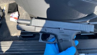 Strzelał z samochodu. Uciekał przez trzy województwa   