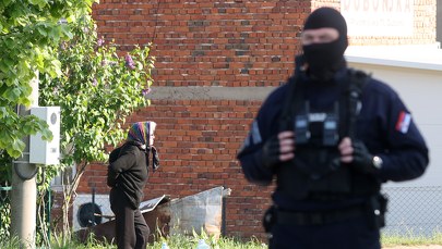 Strzelał z samochodu, zabił 8 osób. Kolejna tragedia w Serbii