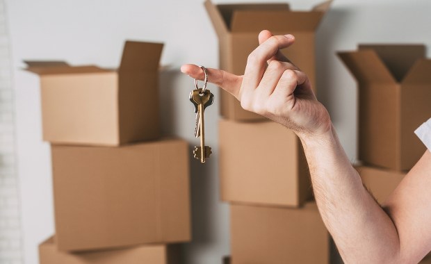 Studenci wracają na rynek. Jak wyglądają ceny najmu mieszkań?