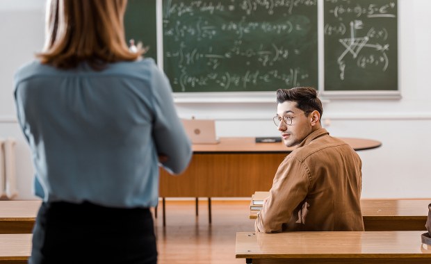 Studenci wracają na uczelnie. Co z akademikami tylko dla zaszczepionych?