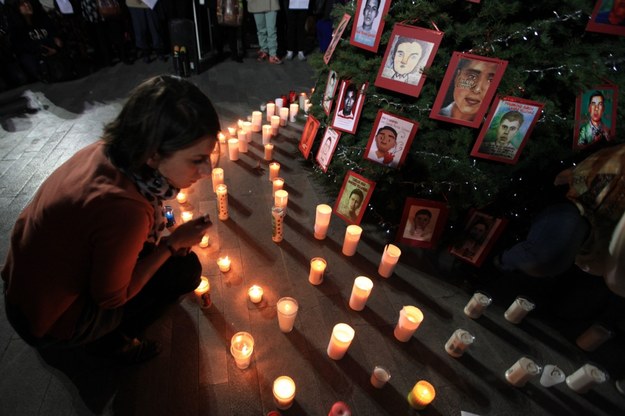 Studenci zaginęli 26 września 2014 roku po starciach z policją /SASHENKA GUTIERREZ /PAP/EPA