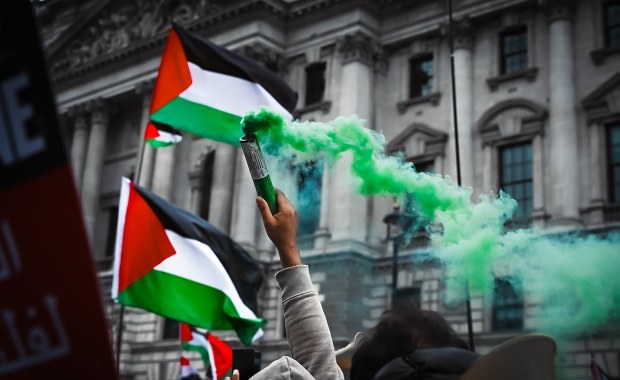 Studentka ze Strefy Gazy wydalona z Francji. Za antysemityzm