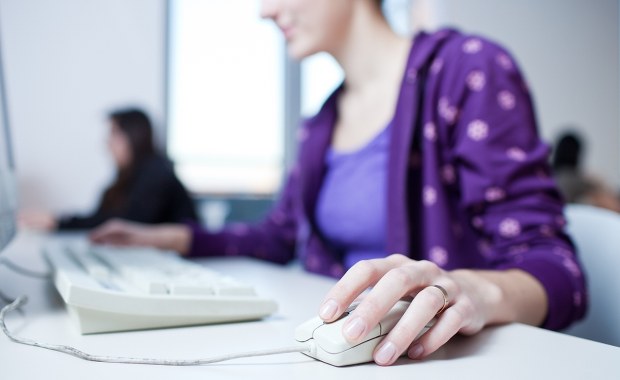 Studia, które zapewniają najwyższe zarobki: sprawdź najlepsze kierunki