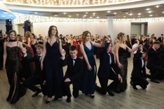 Studniówka łódzkiego XXXII LO z udziałem Barbary Nowackiej. Galeria