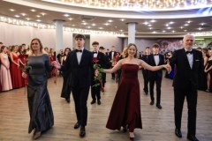 Studniówka łódzkiego XXXII LO z udziałem Barbary Nowackiej. Galeria