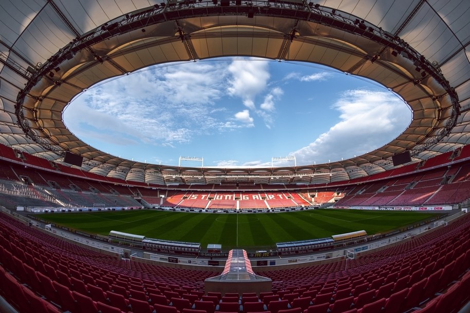 Stuttgart Arena /Shutterstock