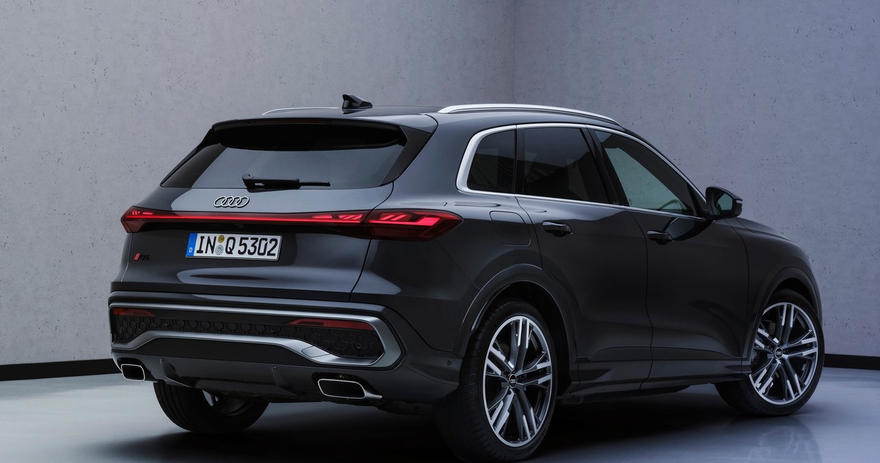 Stylistyka tyłu Audi Q5 wyraźnie odcina się od poprzedników /materiały prasowe