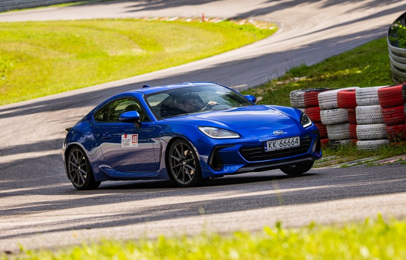 Subaru BRZ na torze Kielce Fot. Patryk Ptak /