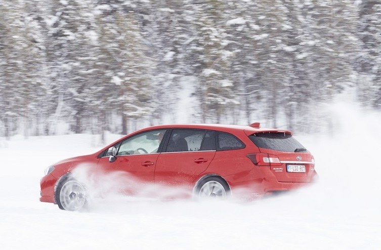 Subaru 1.6 GT test Motoryzacja w INTERIA.PL