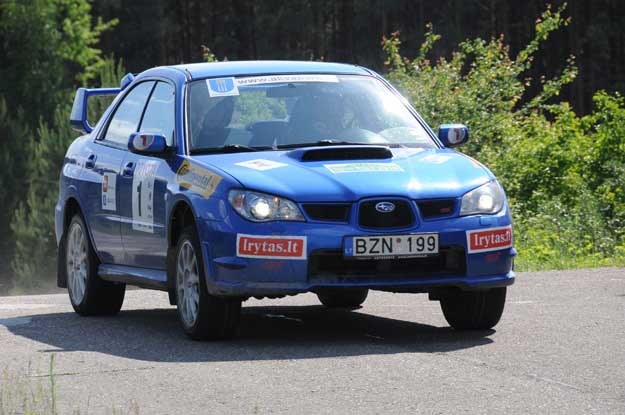 Subaru rok temu wygrało. Tym razem przegrało z abarthem. Fot. Algimantas Brazaitis /Informacja prasowa