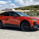 Subaru Uncharted nie ma sobie równych. Jeden przycisk i wjedziesz wszędzie 