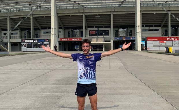 Sukces Tomasza Sobani! Przebiegł z Chorzowa do Maratonu i z powrotem