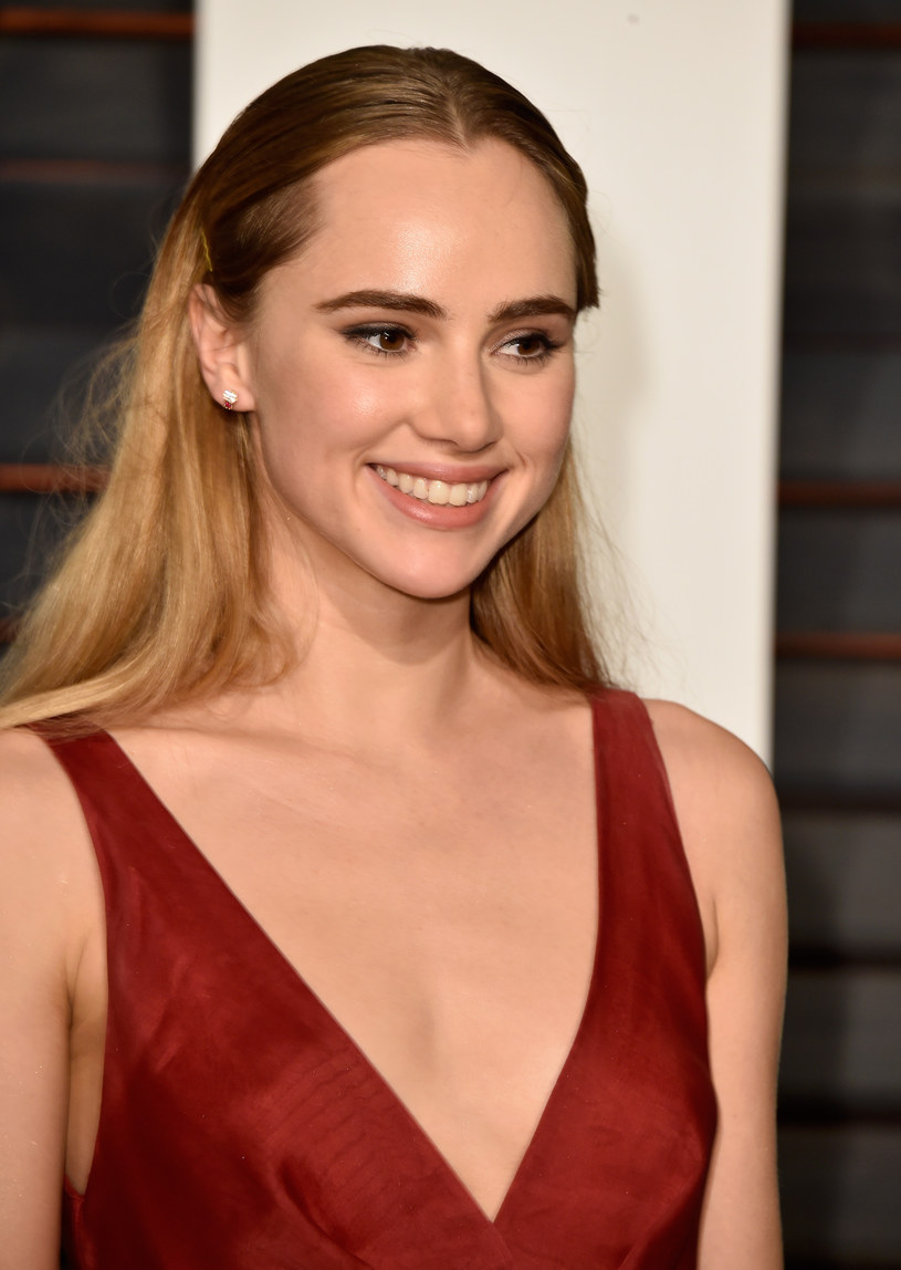 Suki Waterhouse myje włosy w... coca-coli! /Pascal Le Segretain /Getty Images