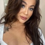 Suknia ślubna Marietty z Hotelu Paradise pod ostrzałem: "Jak można tak cycki wywalać?!". Odpowiedziała z klasą