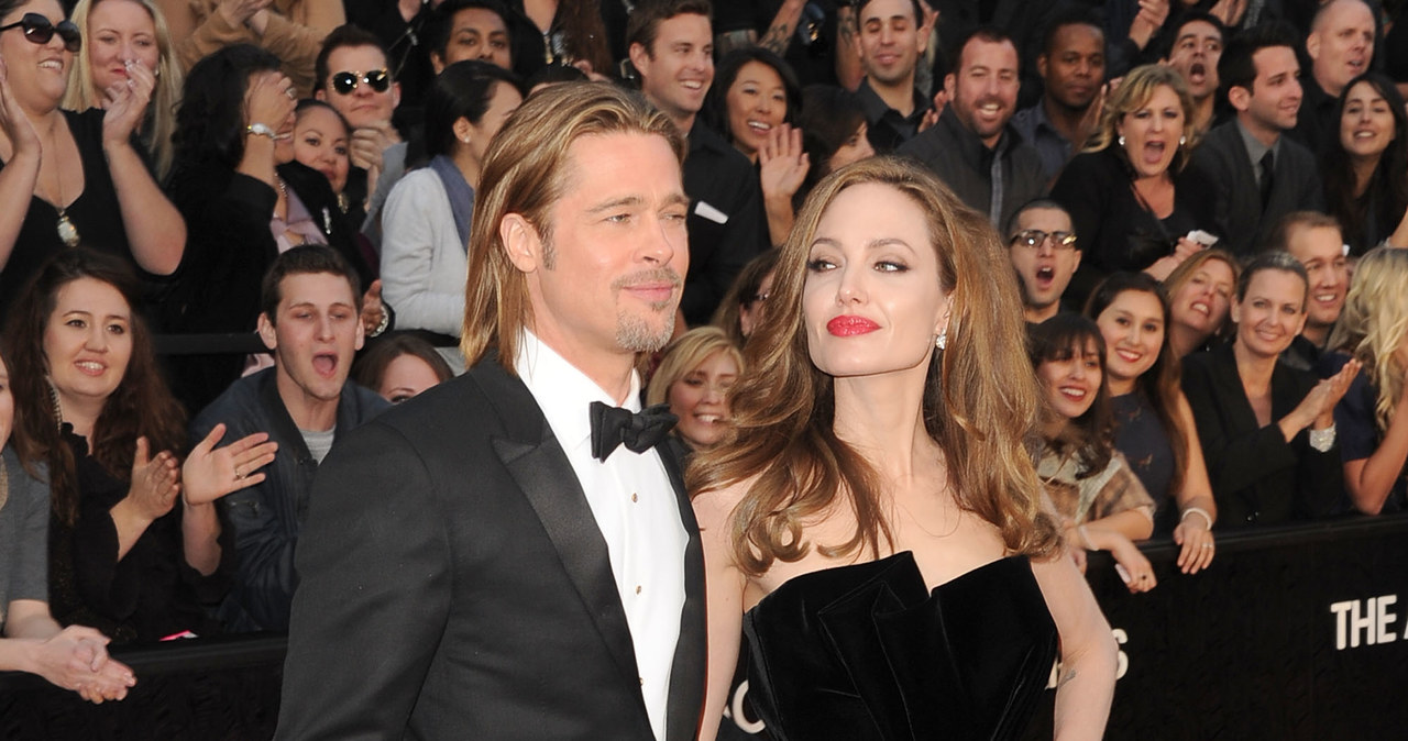 Suknie Angeliny Jolie przez długi czas była głownym tematem rozmów o oscarowych kreacjach /Getty Images