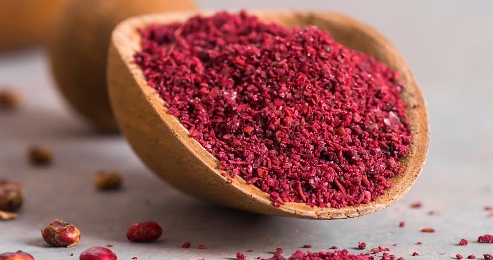 Сумах - яскрава спеція з Близького Сходу, що завойовує світ /Domena publiczna