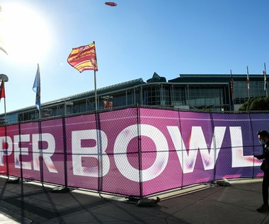 Super Bowl 2022: Firmy płacą 6,5 mln dol. za każde 30 sekund reklamy