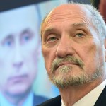 "Super Express": Deresz o Macierewiczu: "Uciekł ze Smoleńska. Bał się"