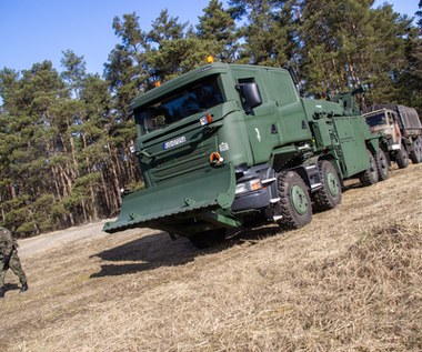 ”Superciężarówki” dla wojska. Będą naprawiać amerykańskie MRAP COUGAR 4x4?