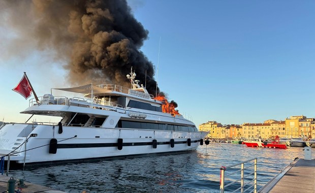Superjacht w ogniu! "Sea Lady II" warta była fortunę
