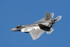 Supernowoczesne F-22 Raptor wylądowały w Łasku