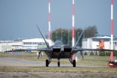 Supernowoczesne F-22 Raptor wylądowały w Łasku